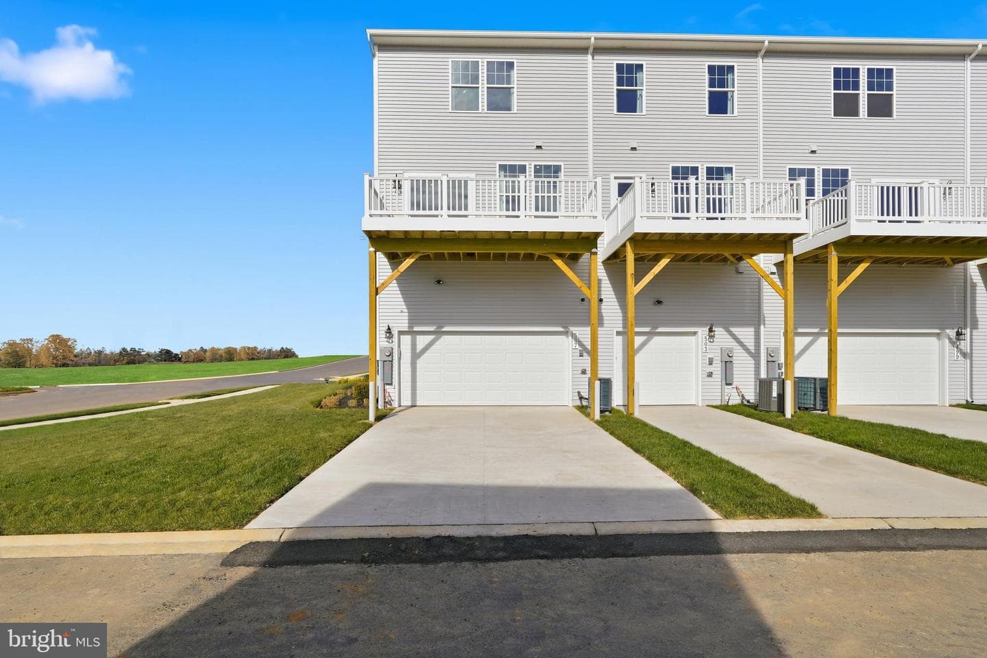 483 Presidents Pointe Avenue #[463], Ranson