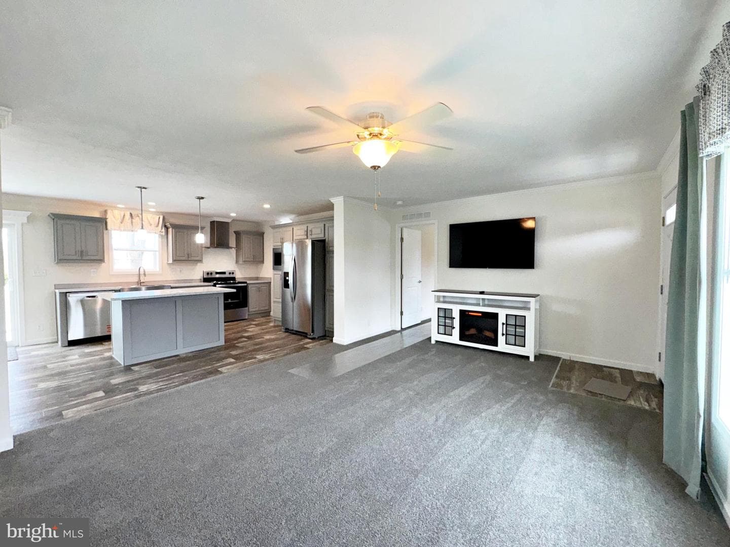 35 Fox Chase Court photo 3