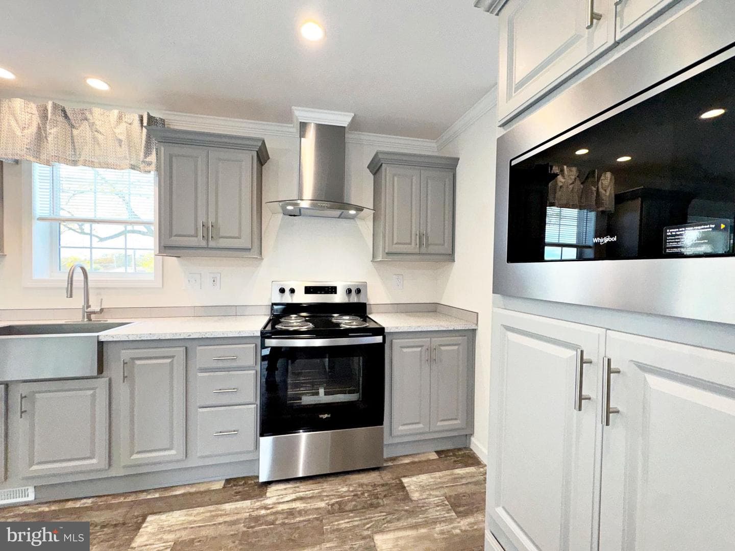 35 Fox Chase Court photo 9