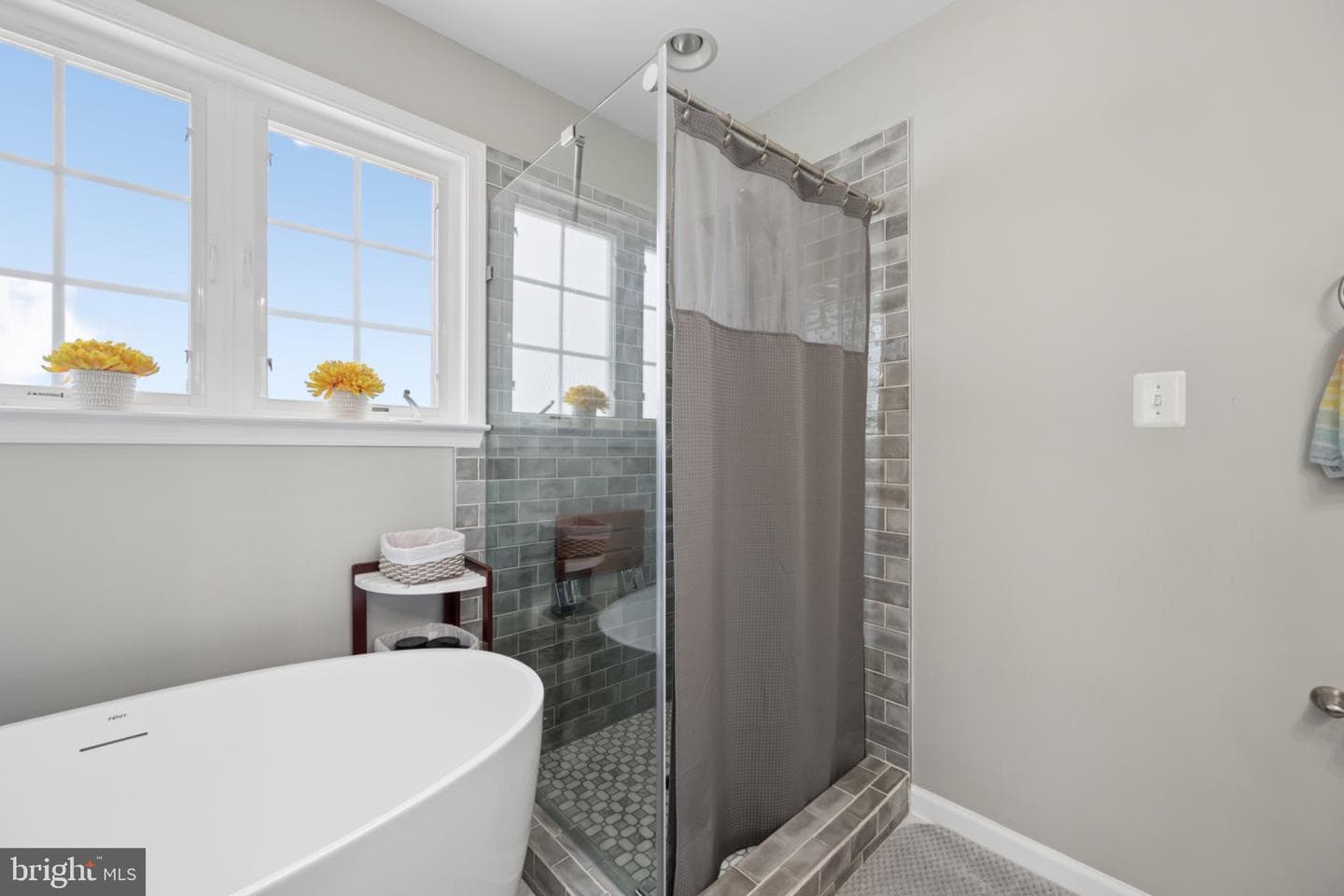 262 Hughs Road photo 42