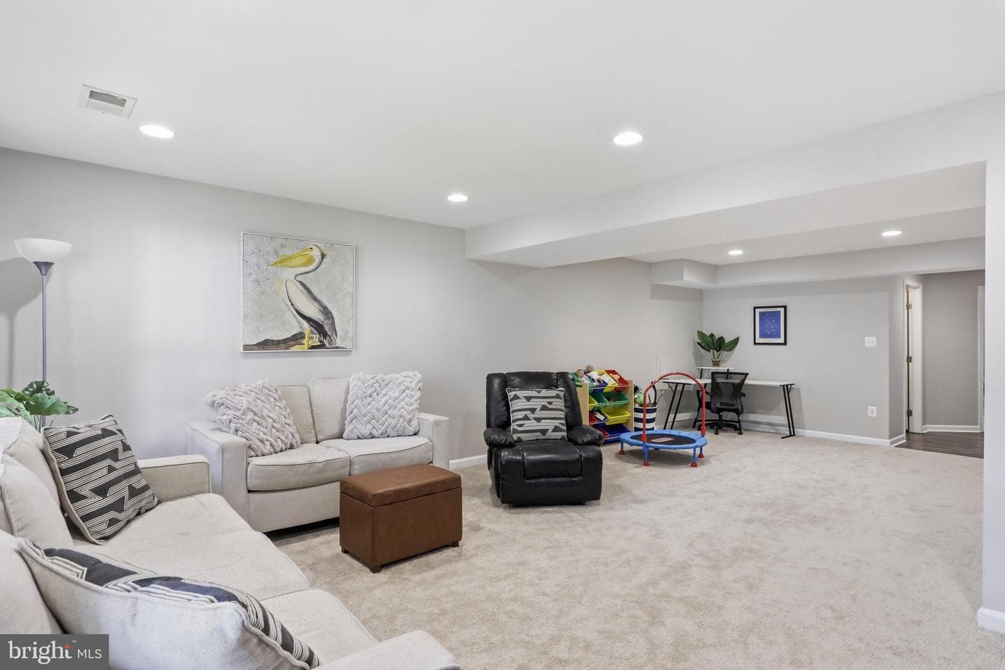 44 Deerbrook Drive photo 10