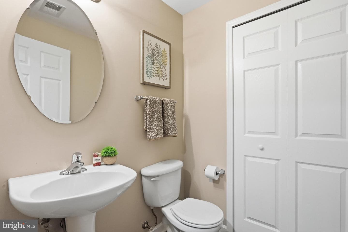 44 Deerbrook Drive photo 7