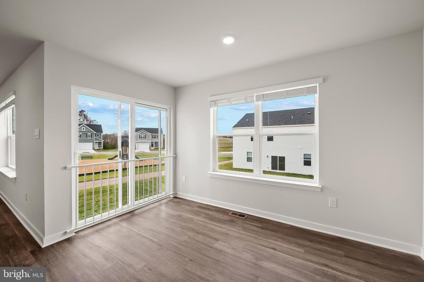 402 Eclipse Street photo 11