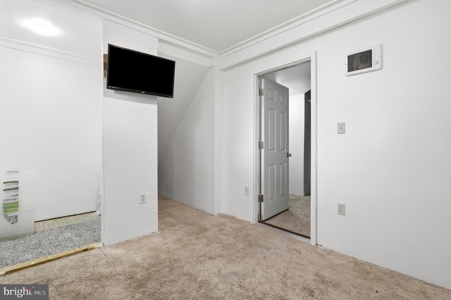 162 Georgia Avenue photo 23