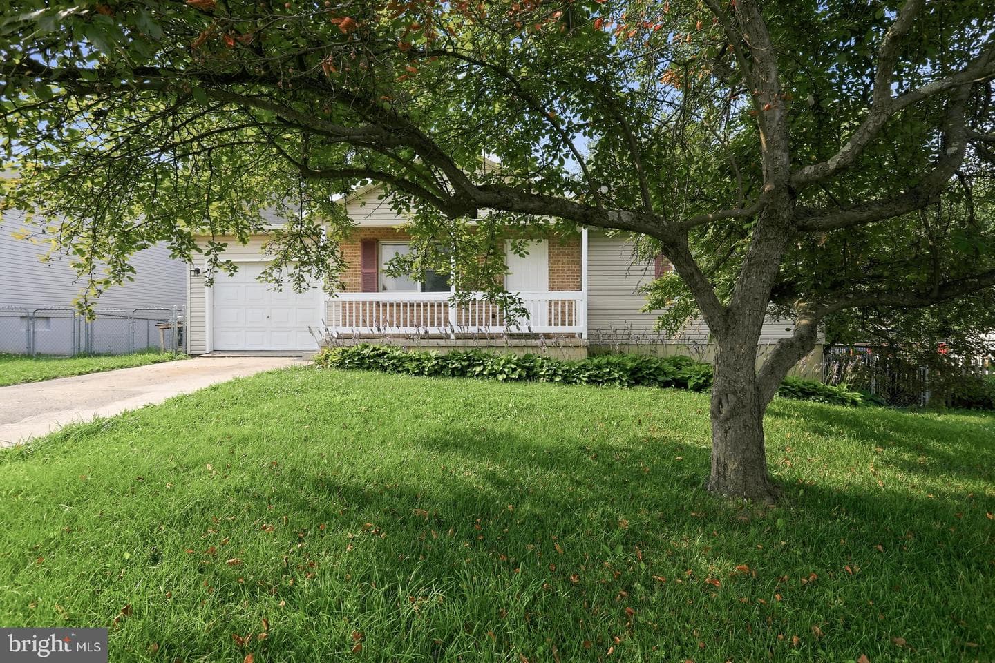 162 Georgia Avenue photo 29