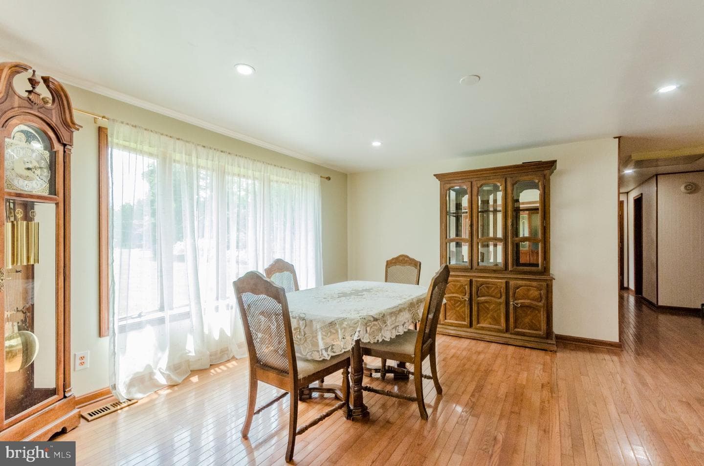 887 Woodbury Drive photo 30