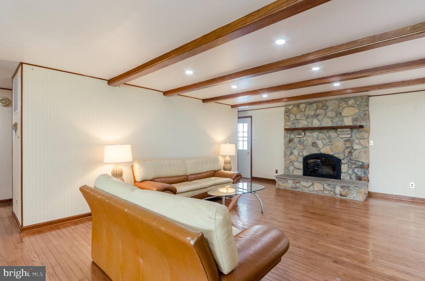 887 Woodbury Drive photo 32