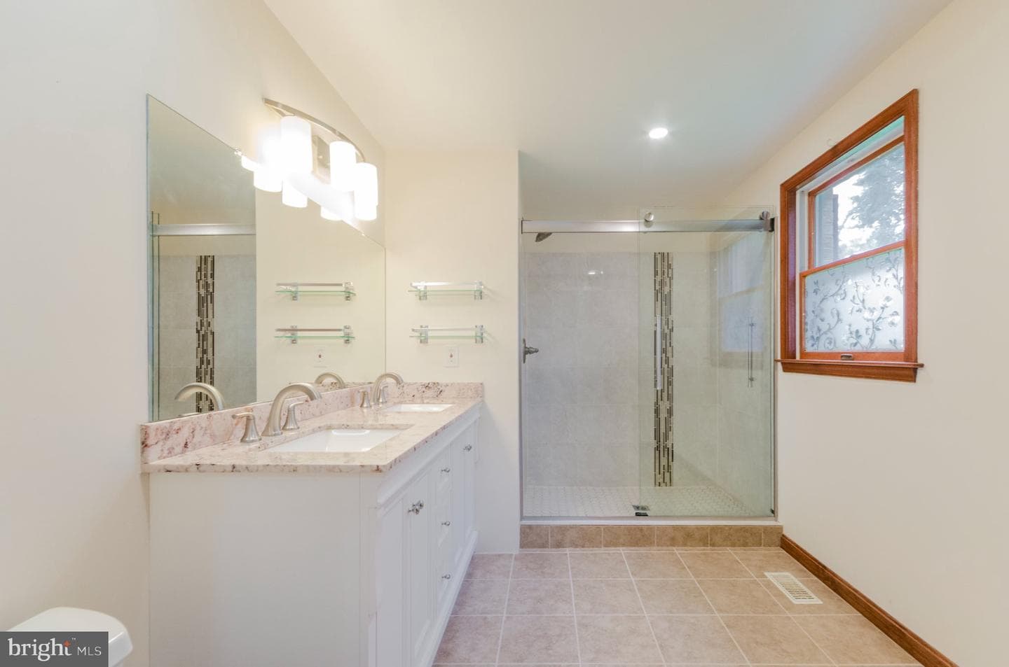 887 Woodbury Drive photo 44