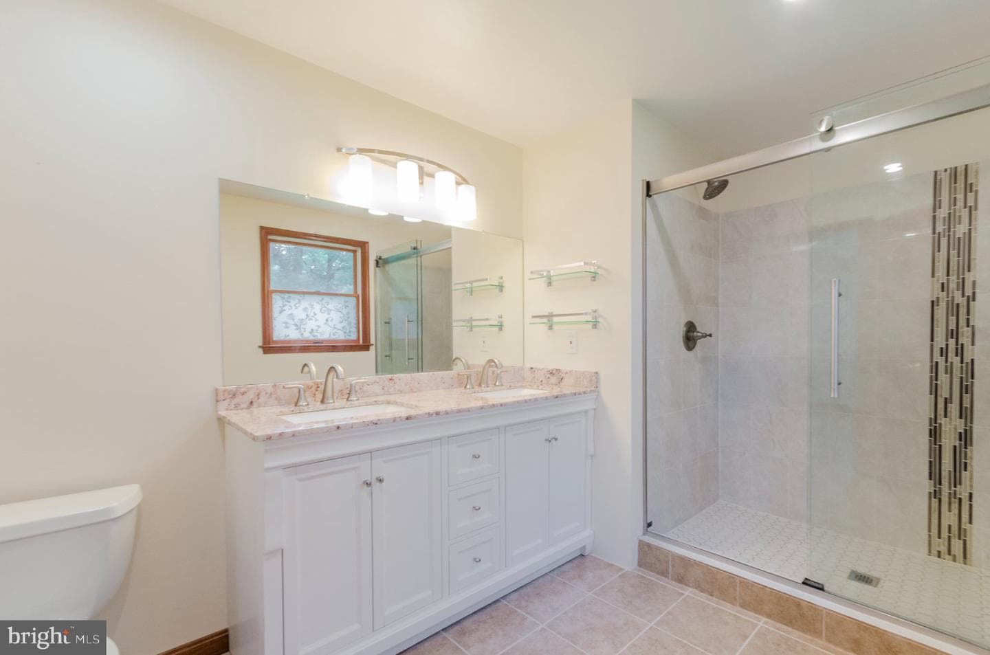 887 Woodbury Drive photo 8