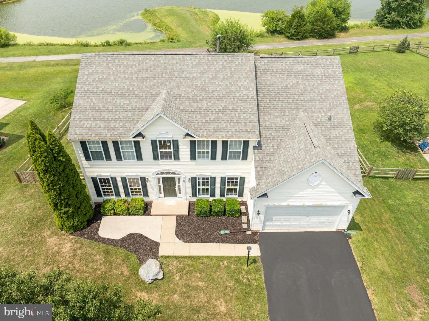 80 Pinehurst Court photo 18