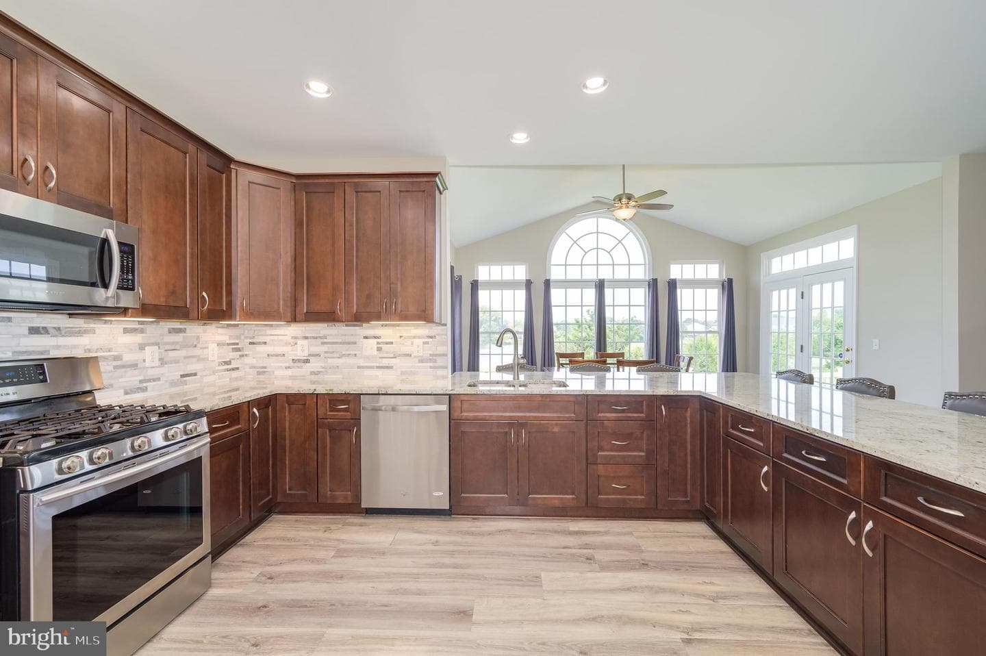 80 Pinehurst Court photo 30