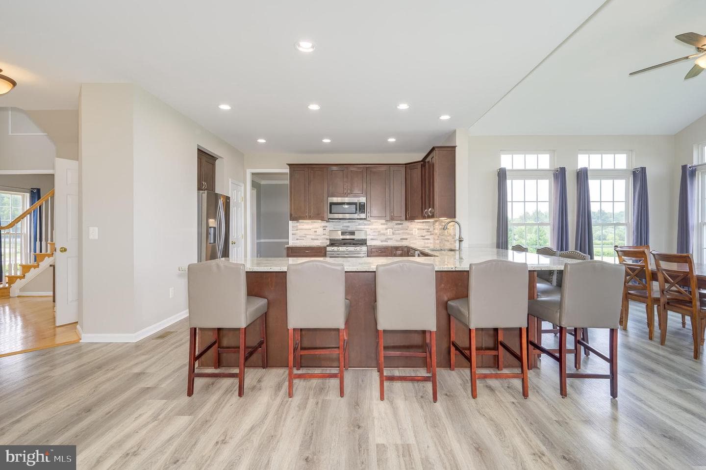 80 Pinehurst Court photo 31
