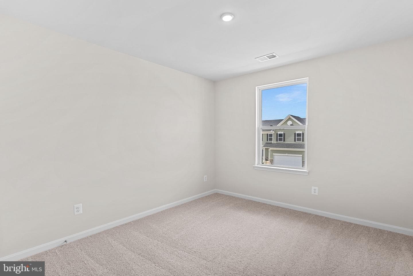 80 Freeman Street photo 37