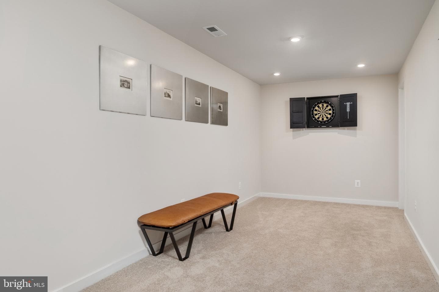 110 Thorton Avenue photo 32