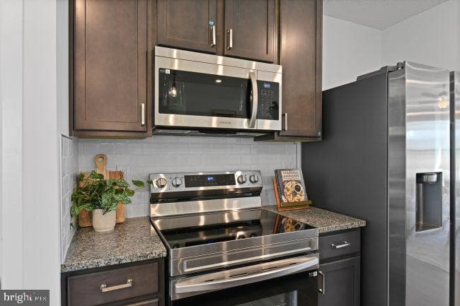 70 Thorton Avenue photo 4