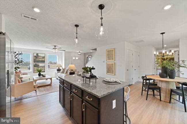 70 Thorton Avenue photo 6