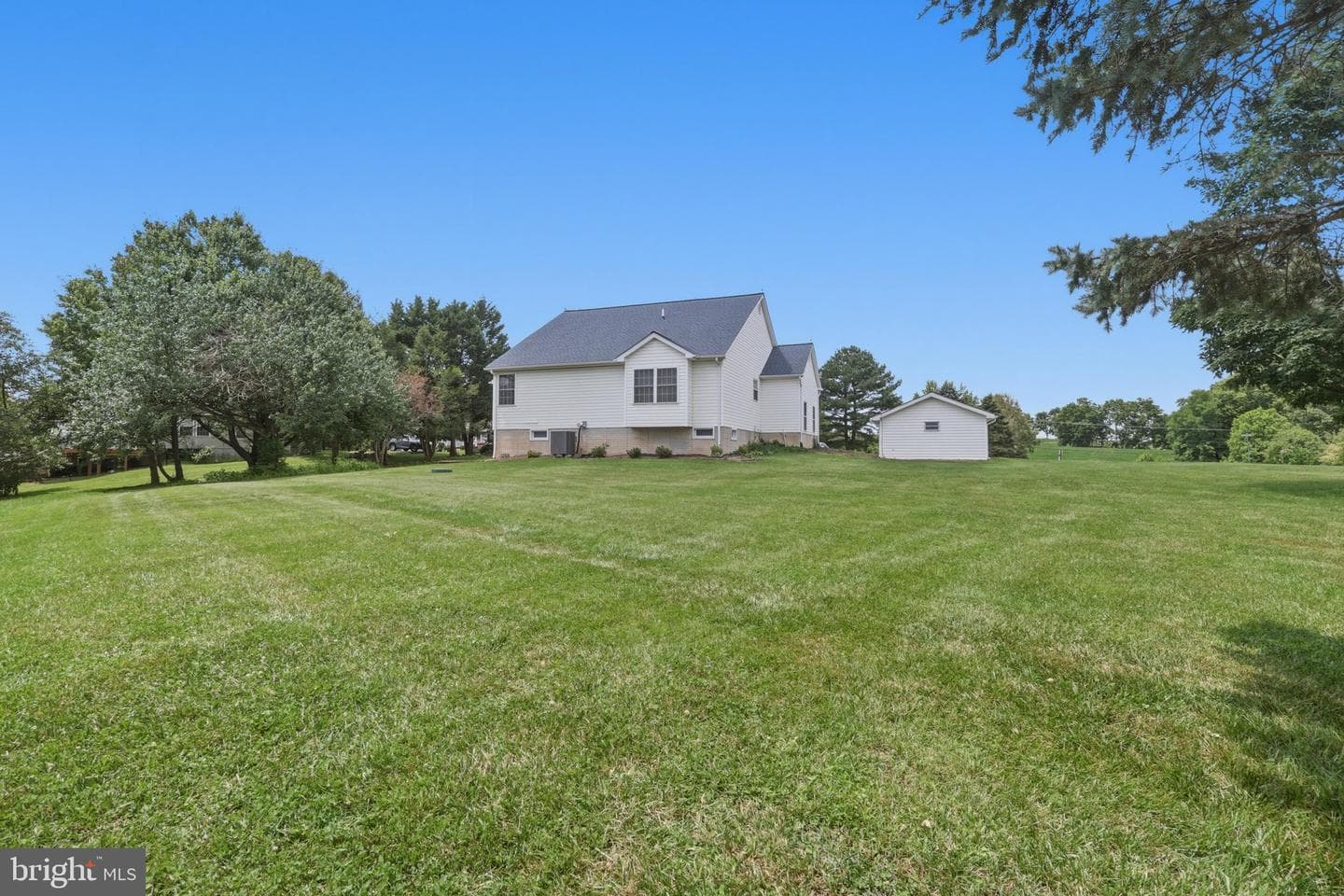 23 Teakwood Court photo 45