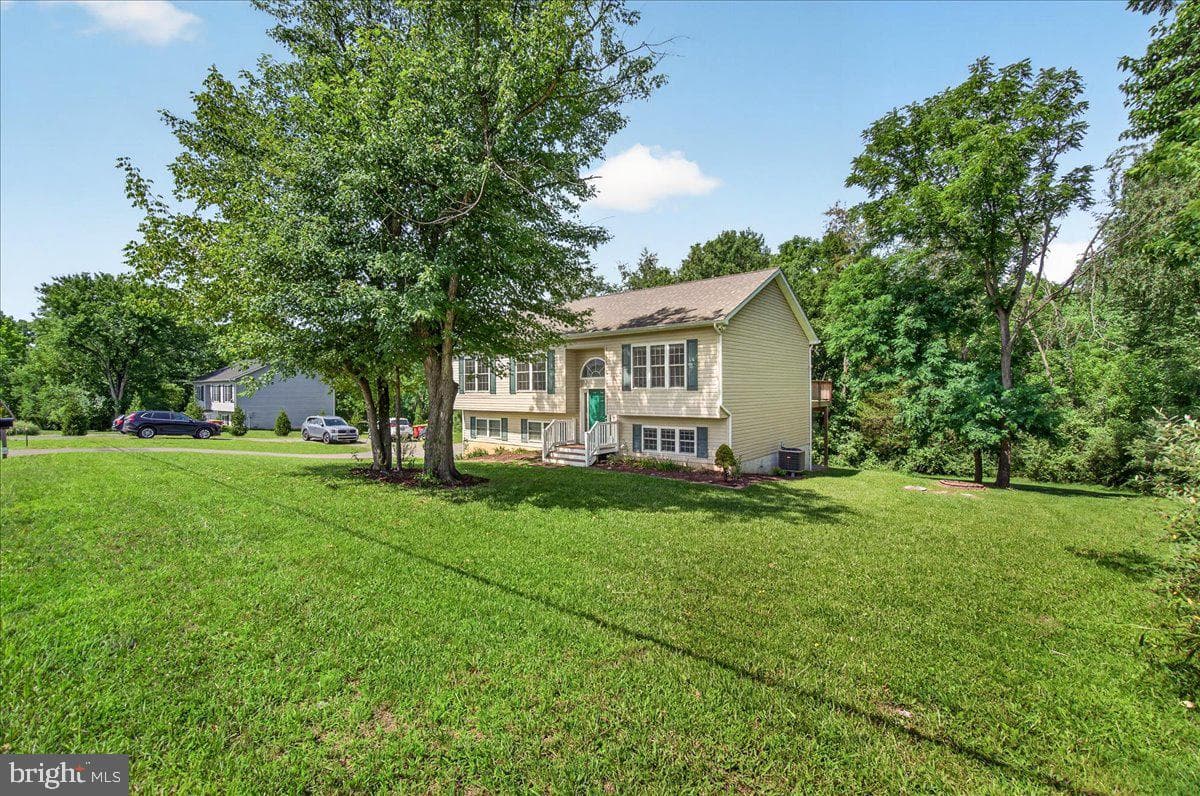 207 Sandpiper Lane photo 4