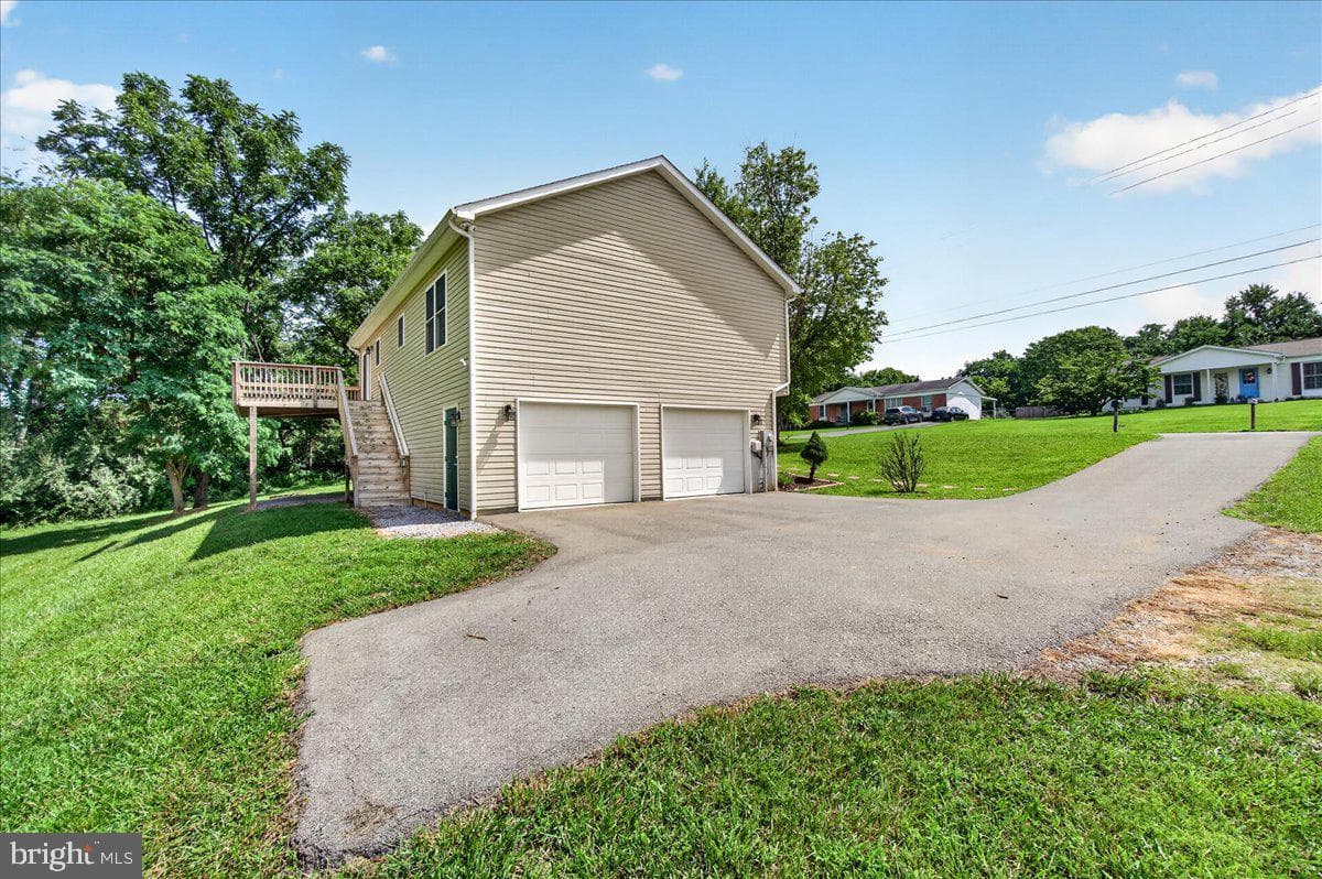 207 Sandpiper Lane photo 40