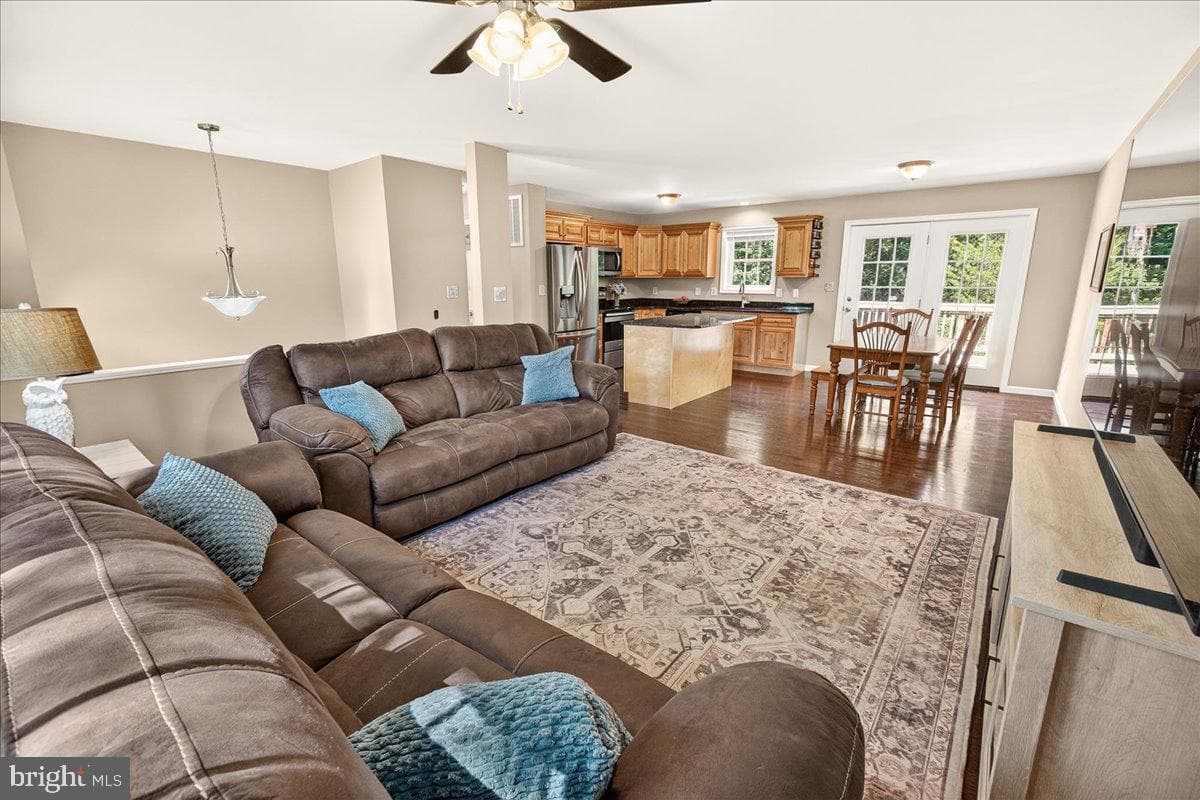 207 Sandpiper Lane photo 8