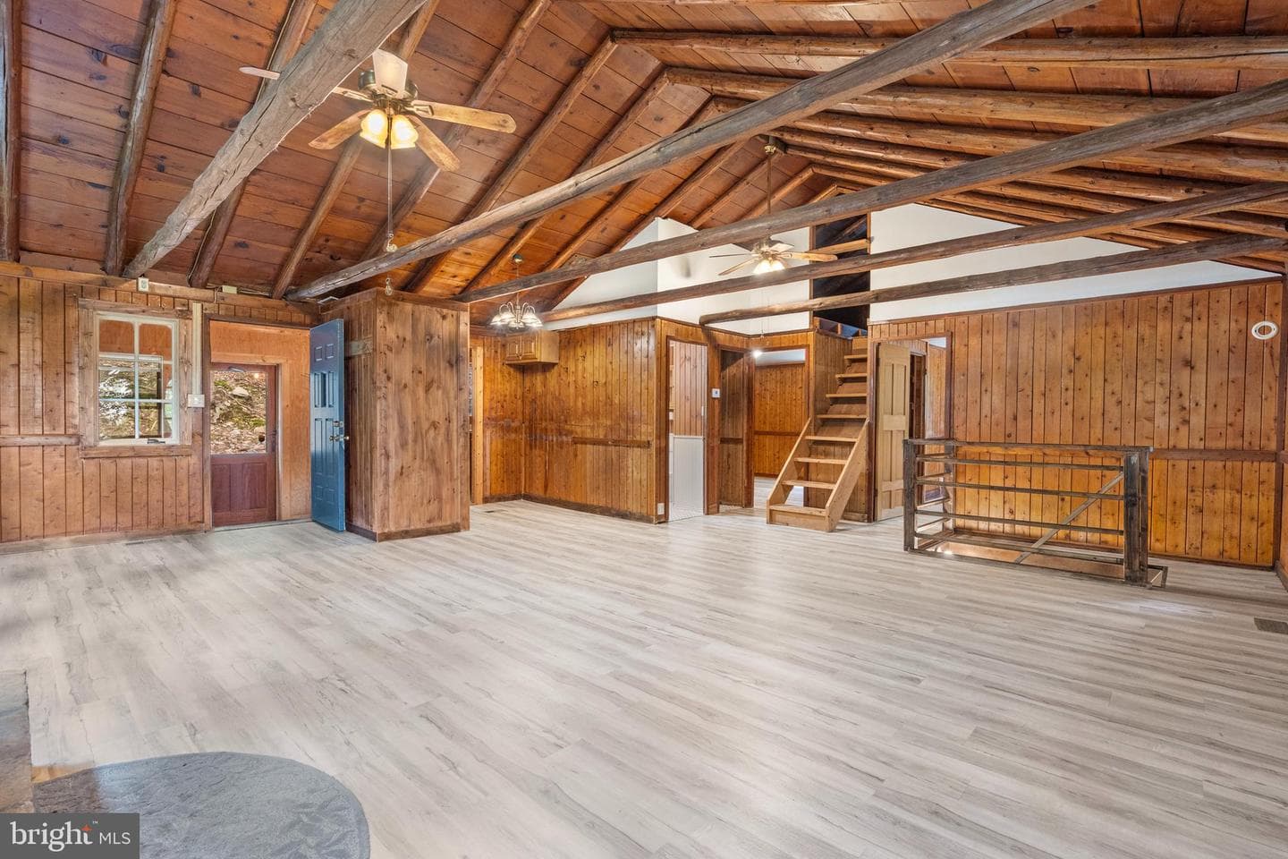 964 Valley View Road photo 12
