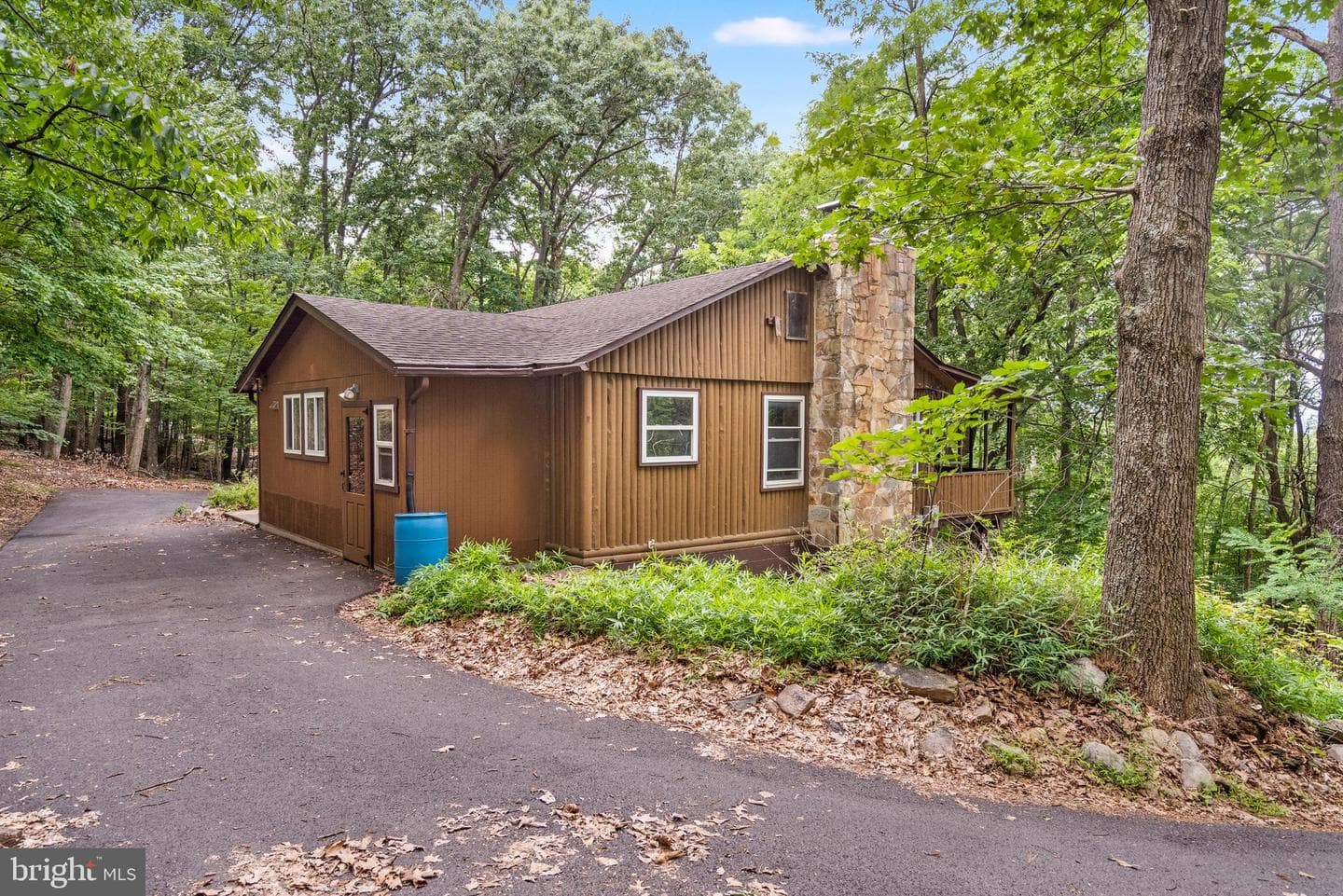 964 Valley View Road photo 23