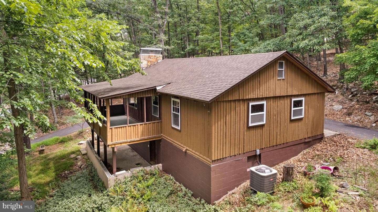 964 Valley View Road photo 26