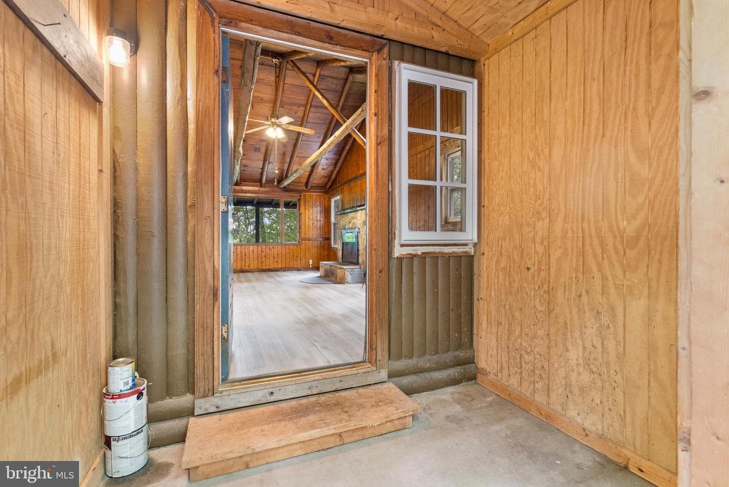 964 Valley View Road photo 9
