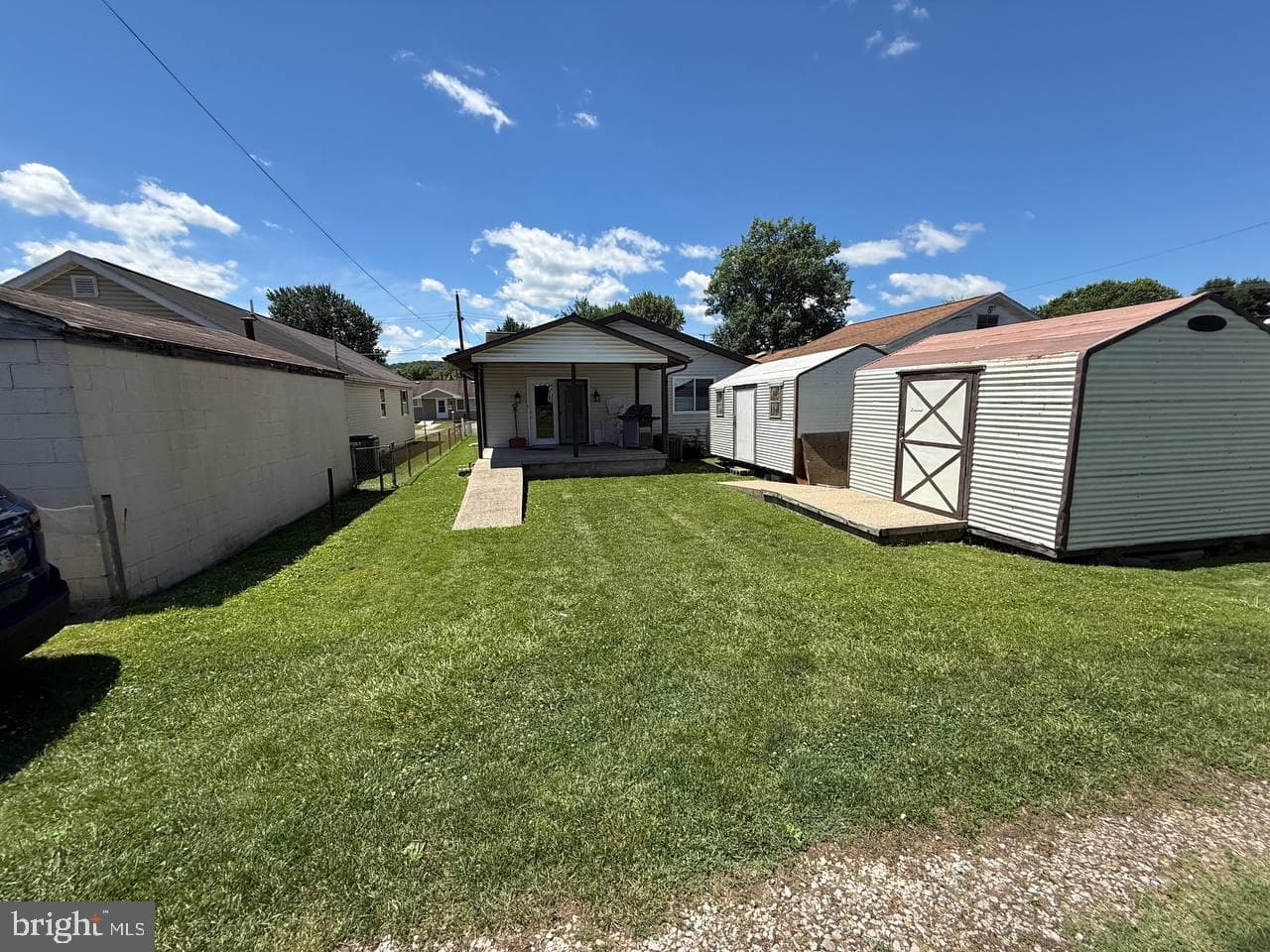 2310 Mckinley Ave photo 10