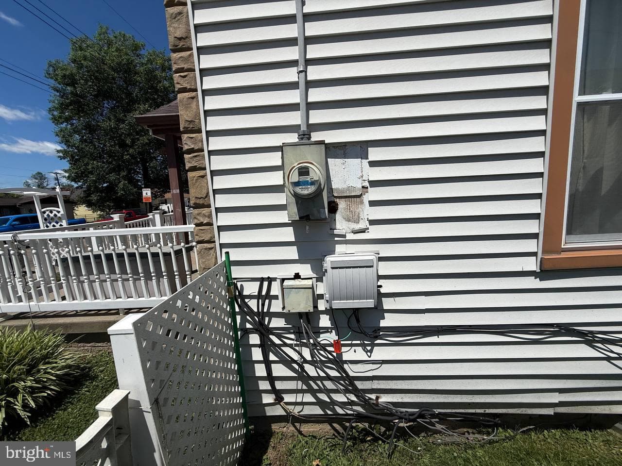 2310 Mckinley Ave photo 9