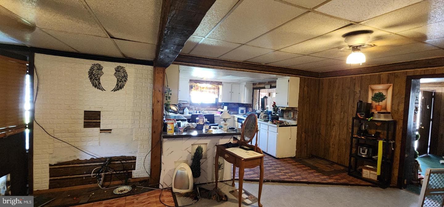 502 Alexander St photo 30