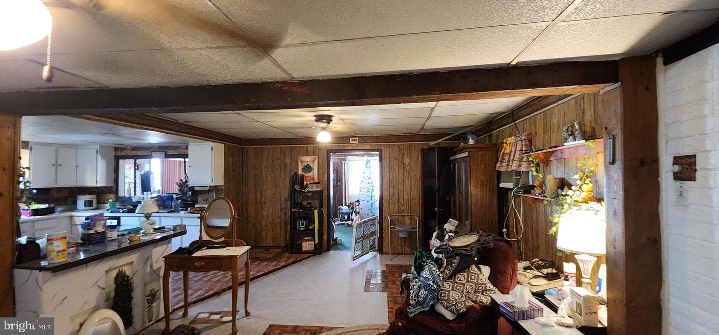 502 Alexander St photo 34