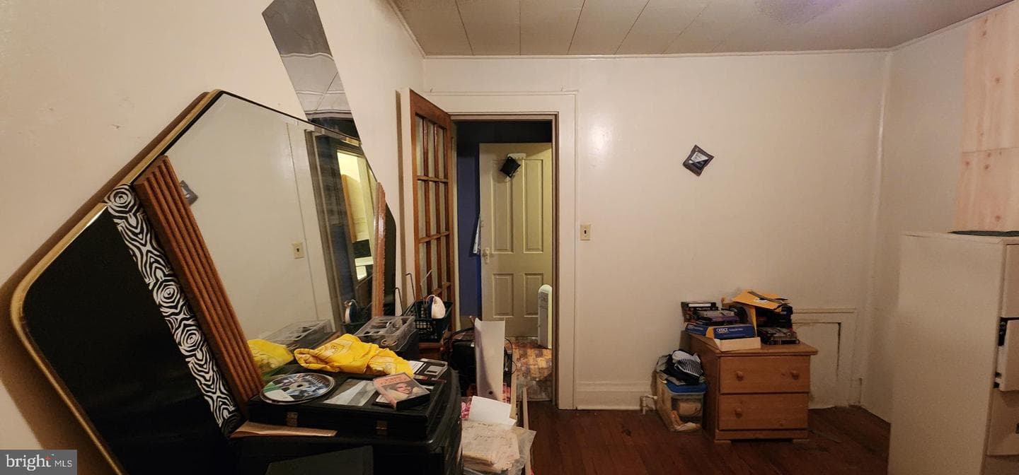 502 Alexander St photo 59