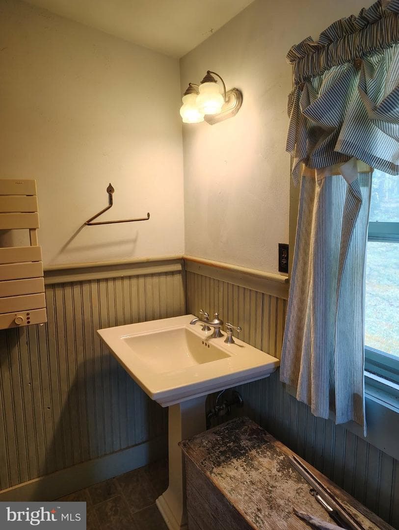303 Willeva Road photo 11
