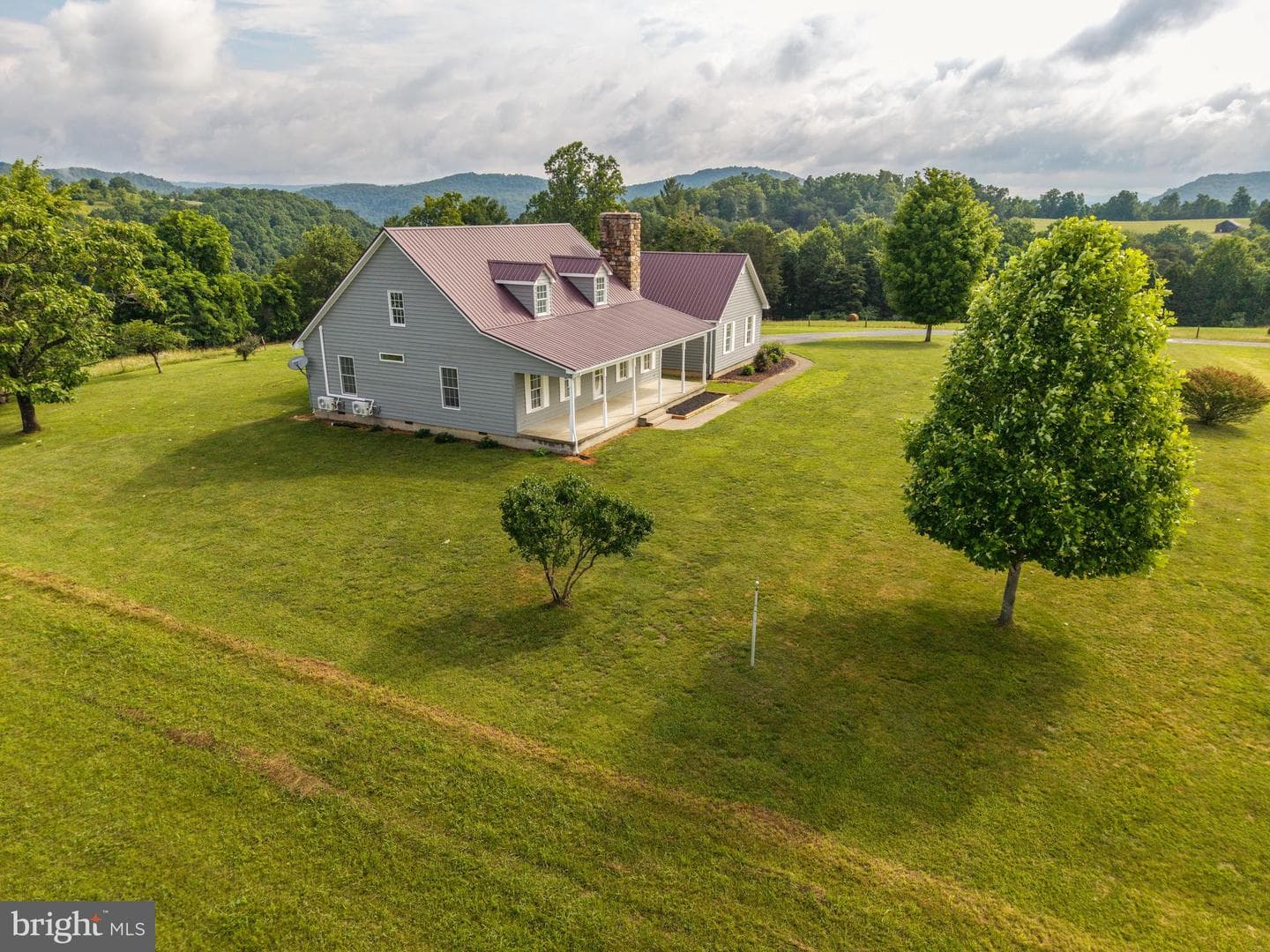 2046 Simms Hill Road photo 11