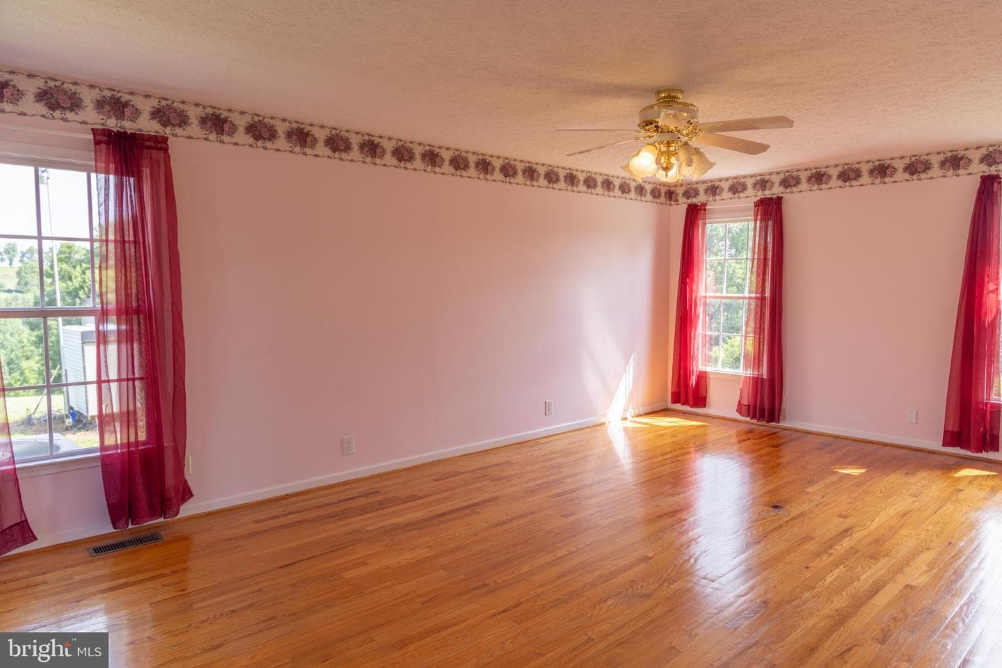 2046 Simms Hill Road photo 35