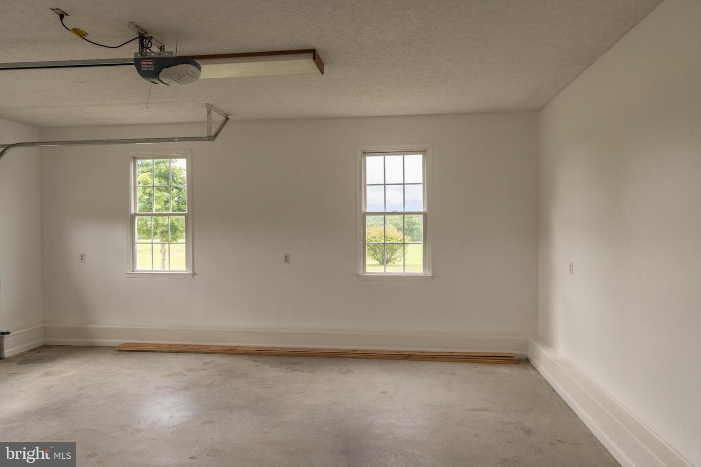 2046 Simms Hill Road photo 47