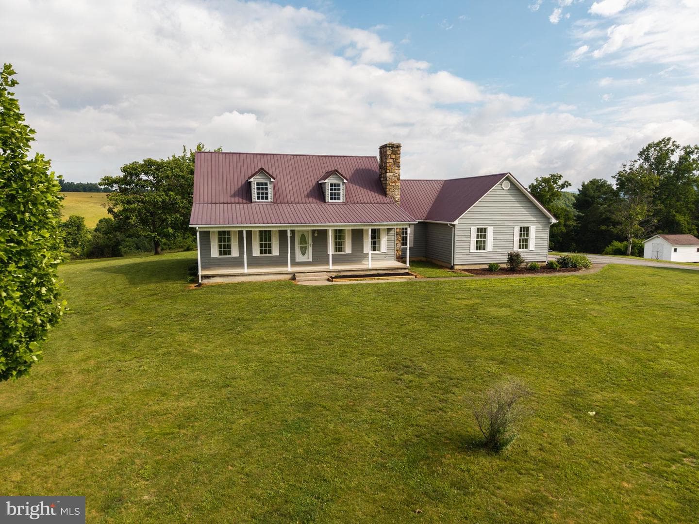 2046 Simms Hill Road photo 9