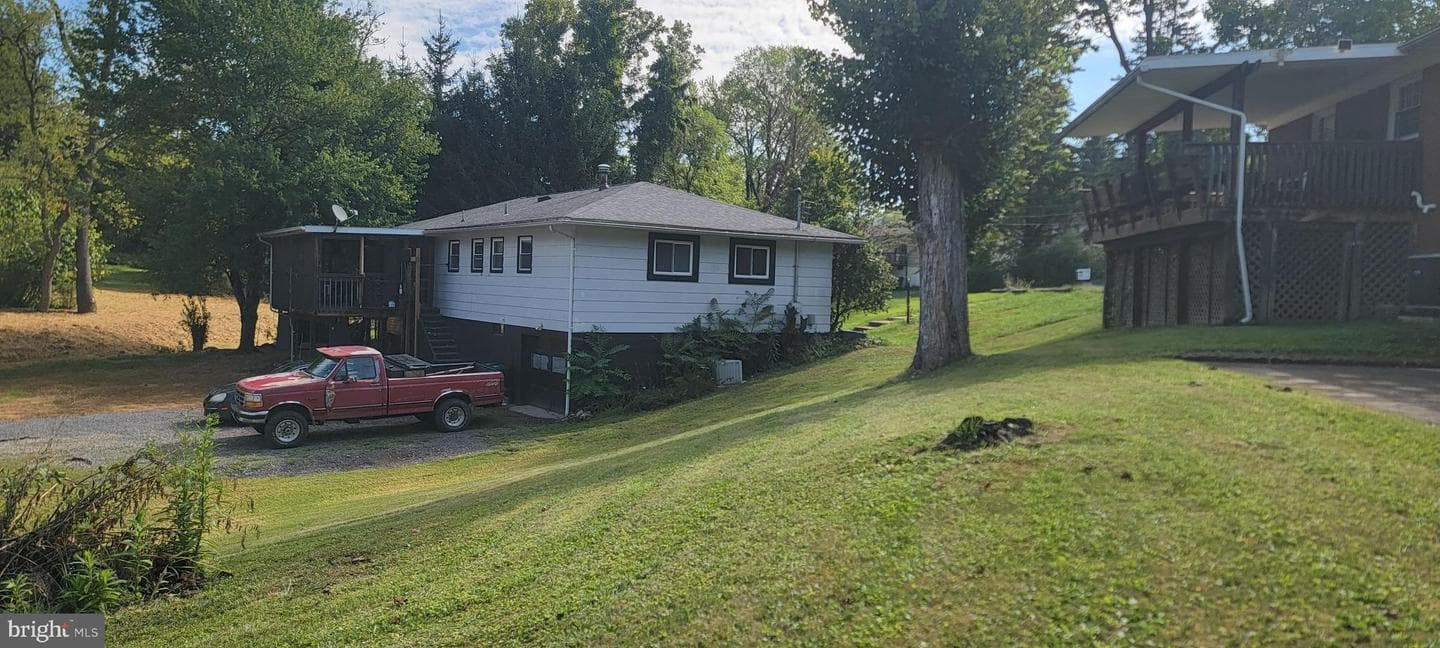 765 Meadowbrook Road photo 3