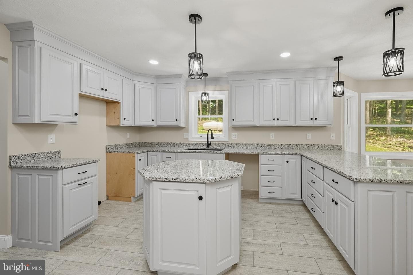 114 Dripping Spring Rd photo 37