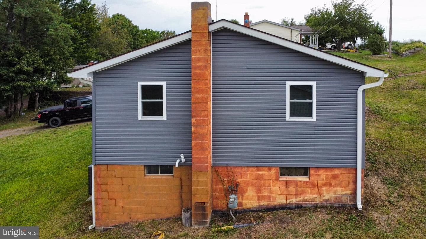171 Walnut Street photo 3
