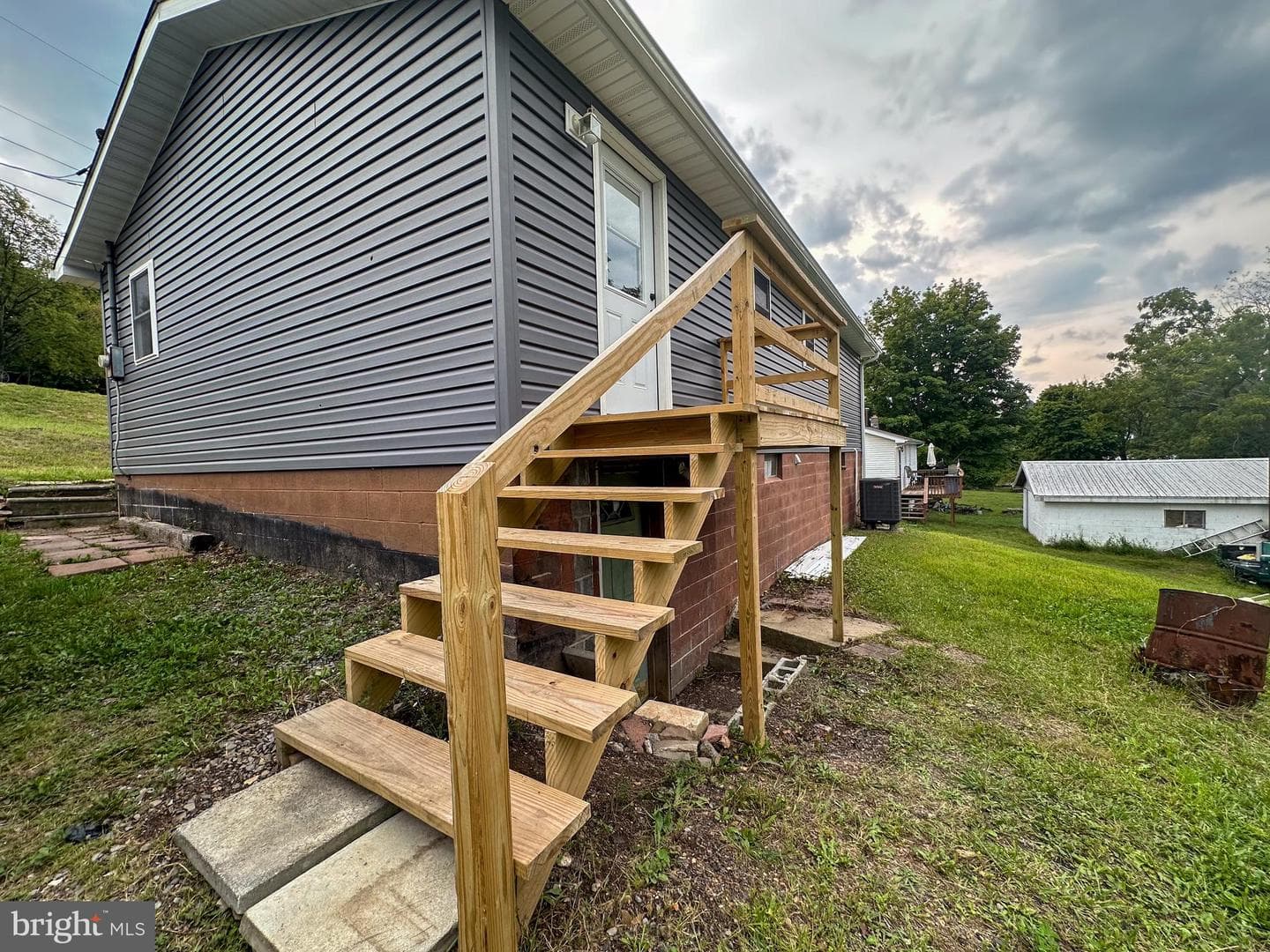 171 Walnut Street photo 6