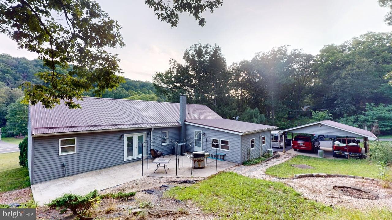 8407 Frankfort Highway photo 4