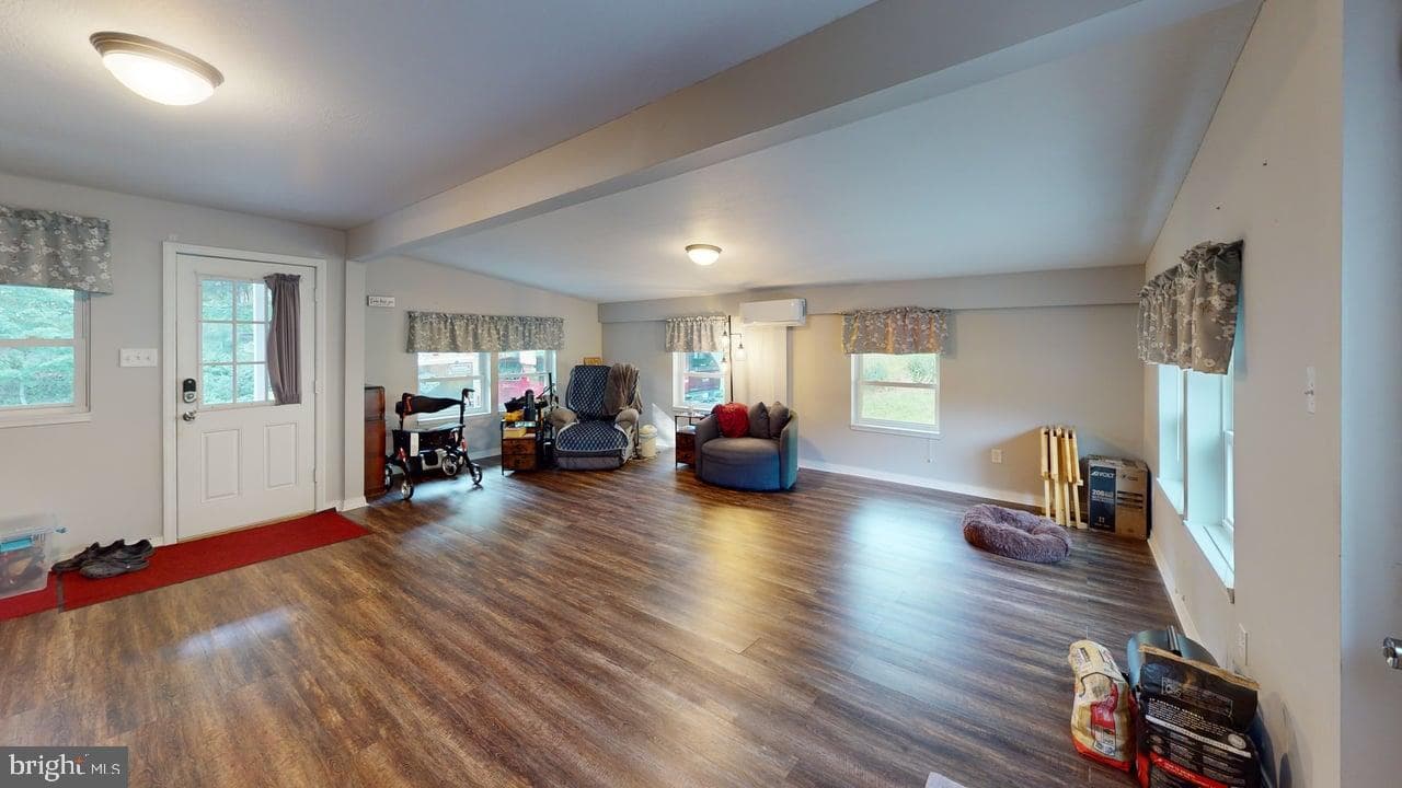 8407 Frankfort Highway photo 76