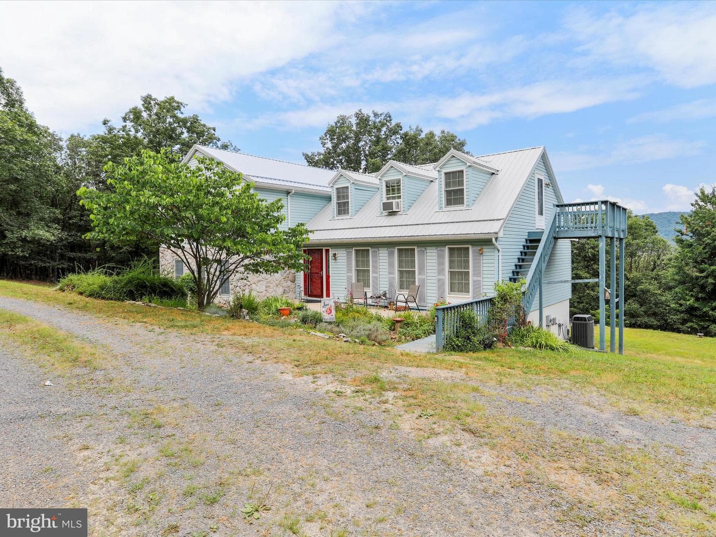 395 Oak Park Road photo 2