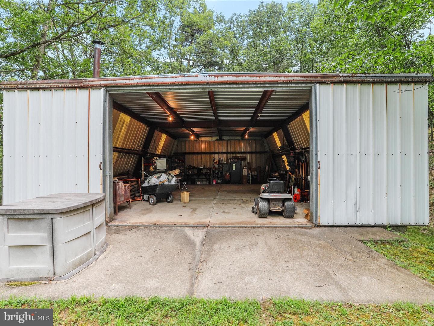 395 Oak Park Road photo 42