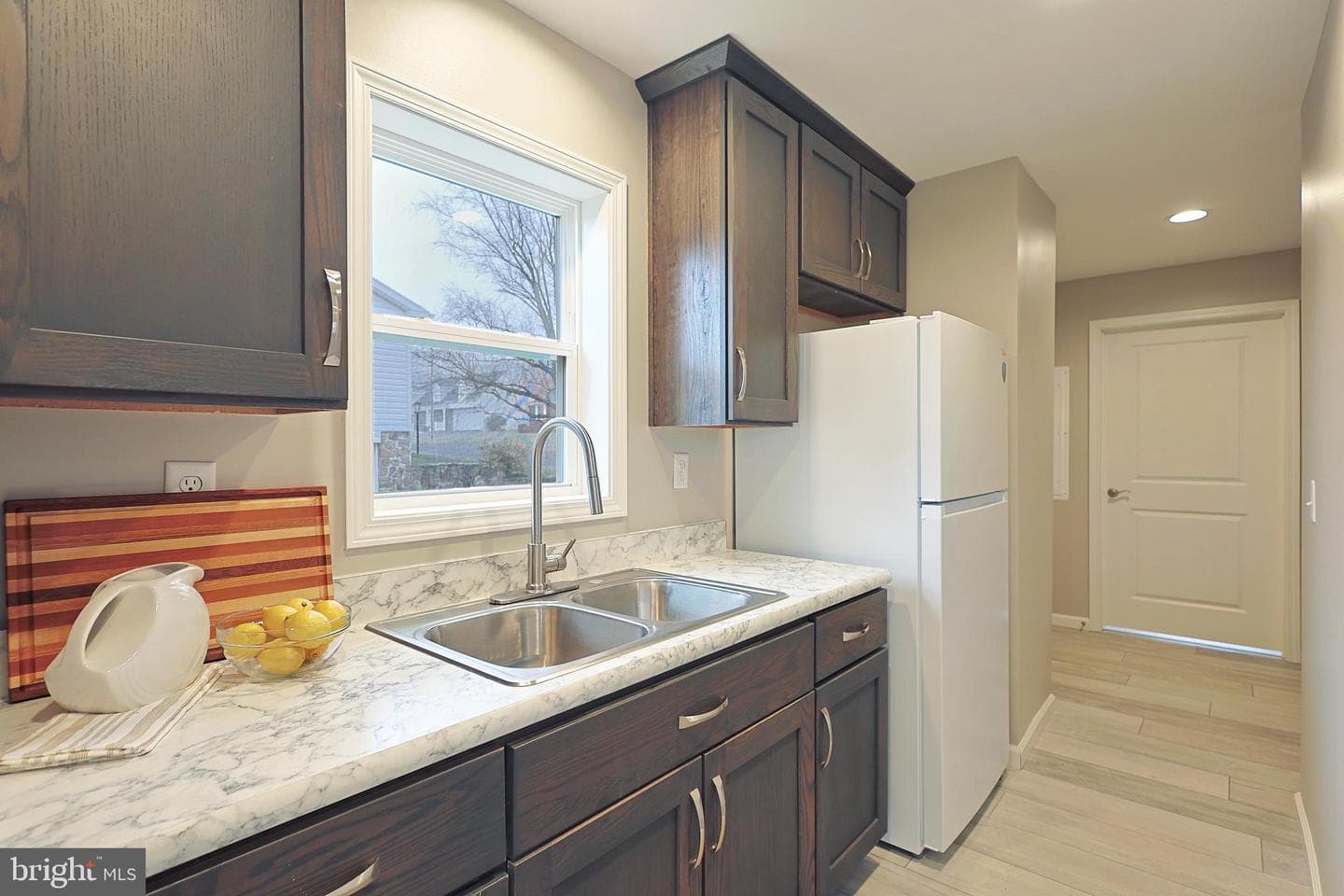 1525 Beacon Street photo 15