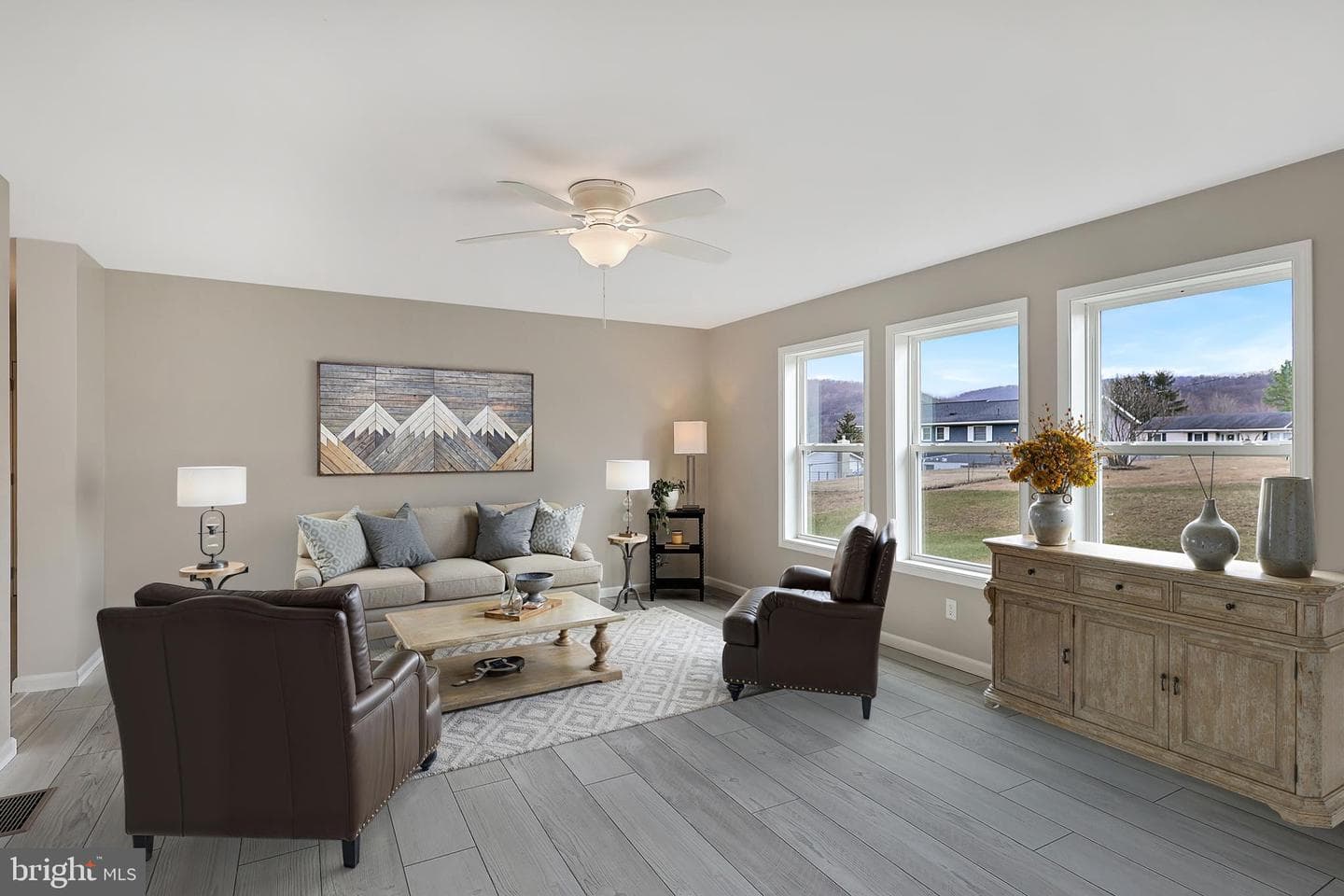 1525 Beacon Street photo 22