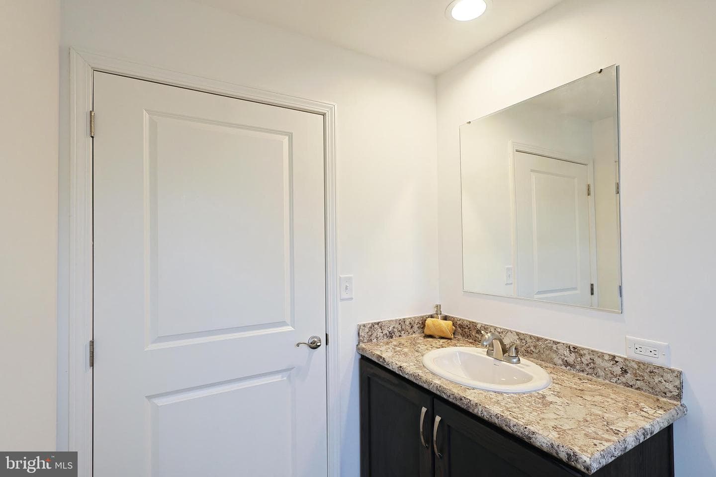 1525 Beacon Street photo 28