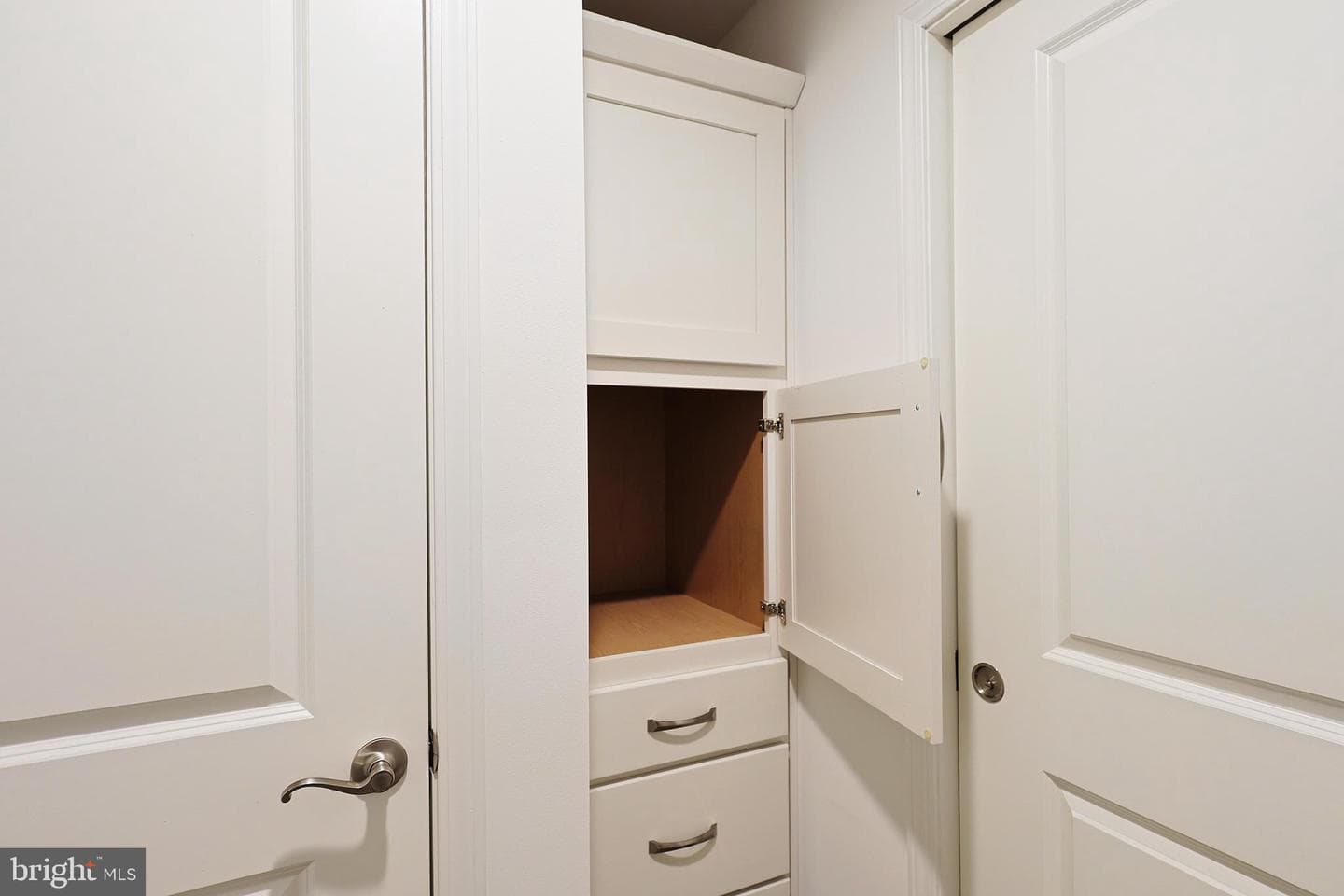 1525 Beacon Street photo 39
